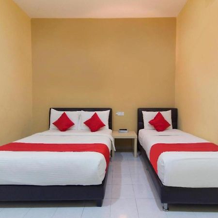 Alpha Motel Пантай-Сенанг Экстерьер фото