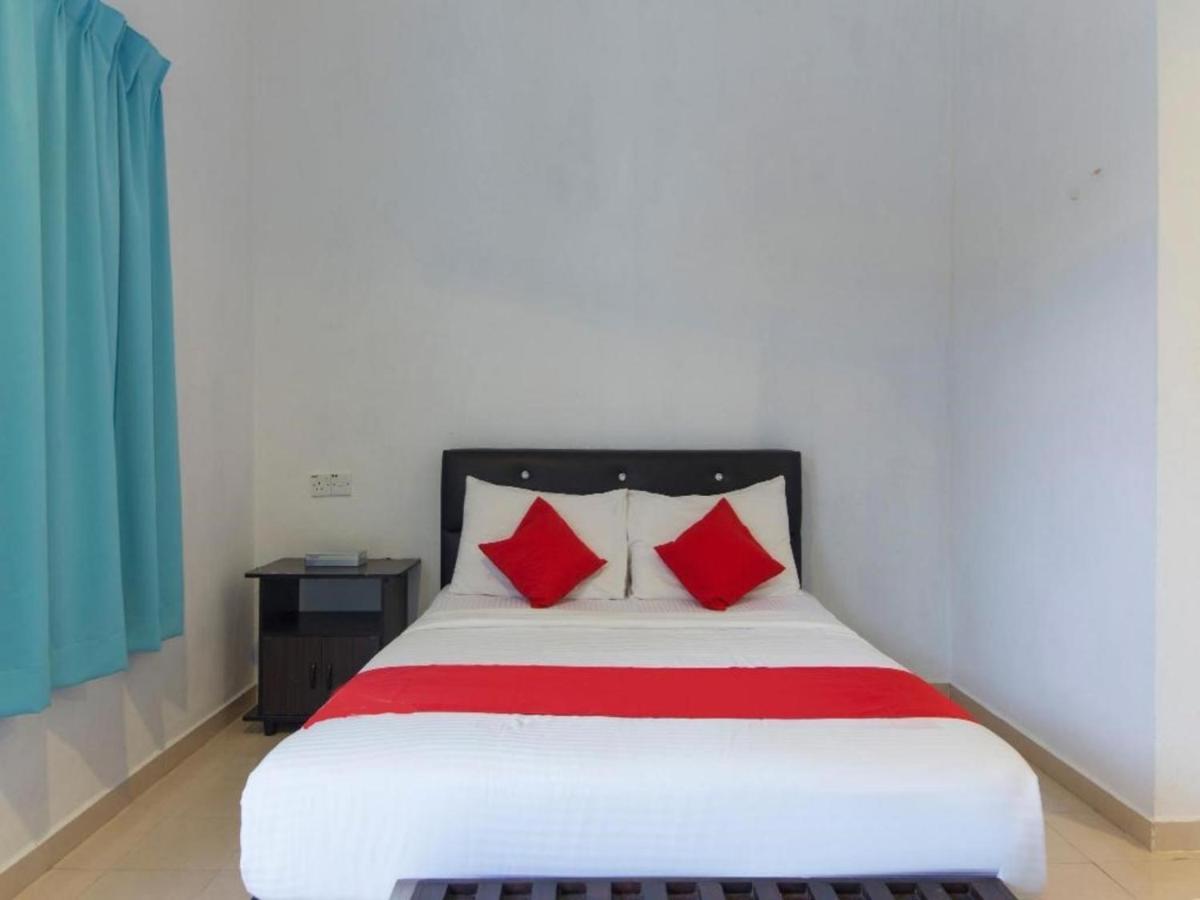 Alpha Motel Пантай-Сенанг Экстерьер фото